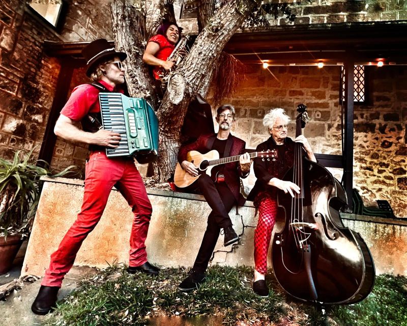 Dudes of Grace with accordion, saxophone, guitar and double bass